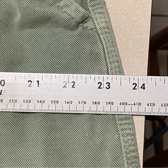 Boden Jeans Women’s Size 14R Sage Green Barrel Style pants - Picture 13 of 15